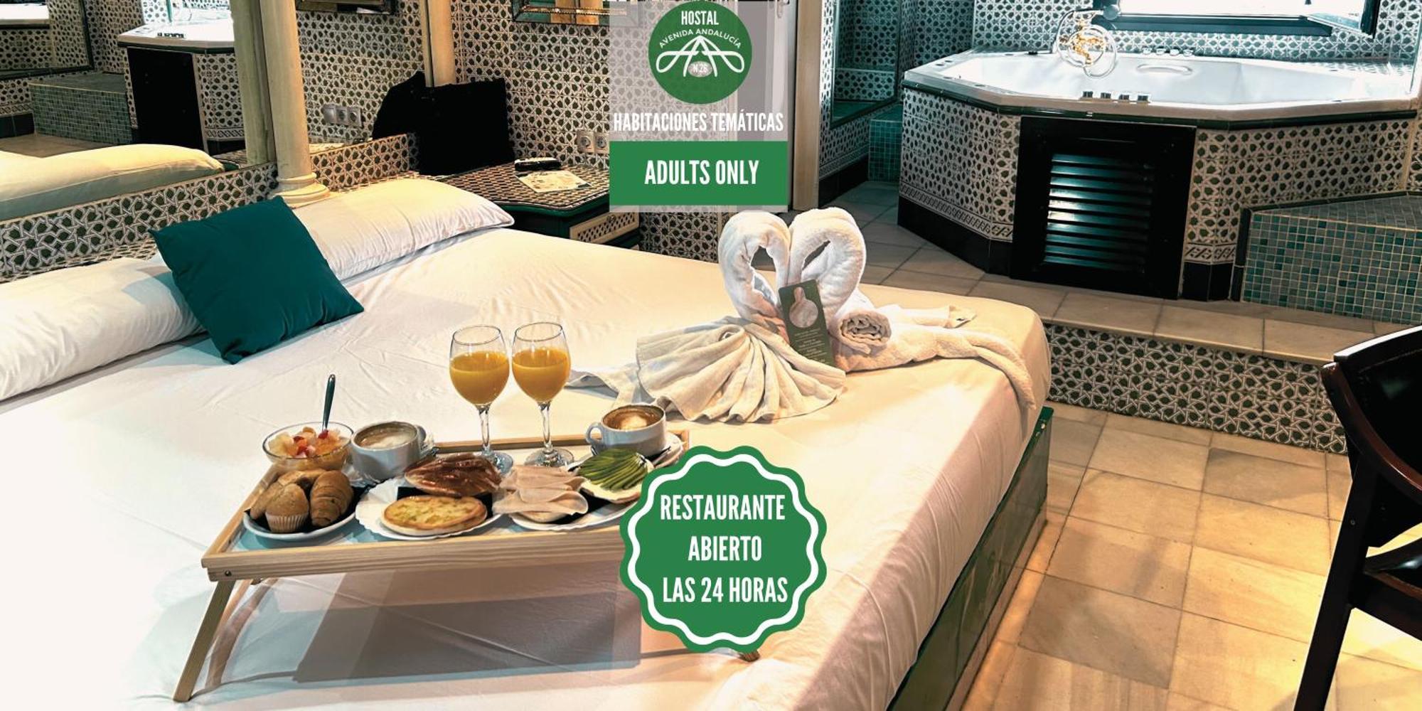Hostal Avenida Andalucia - Solo Adultos Siviglia Esterno foto